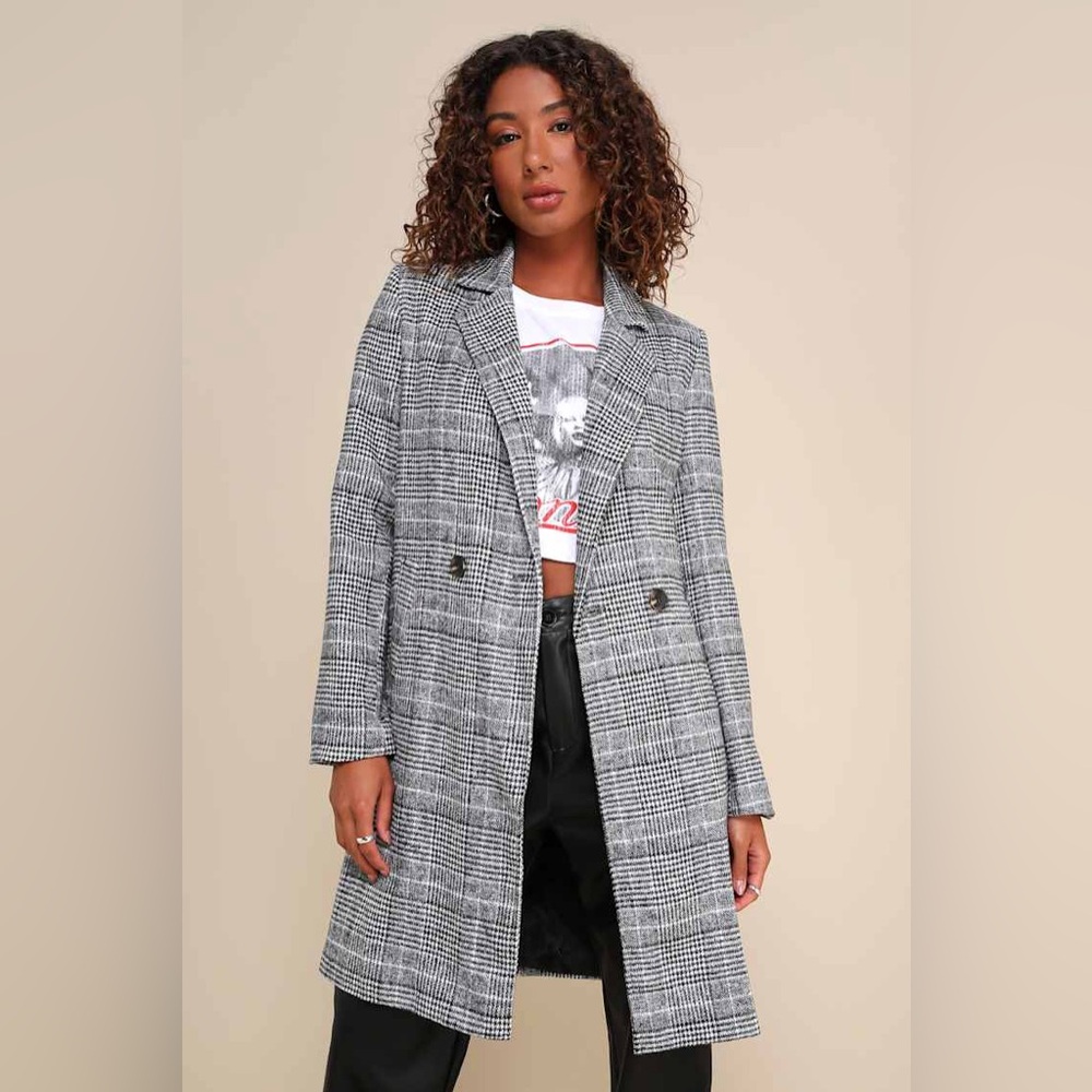 Lulu's Plaid Chilly Out Black and White Long Coat Size Small